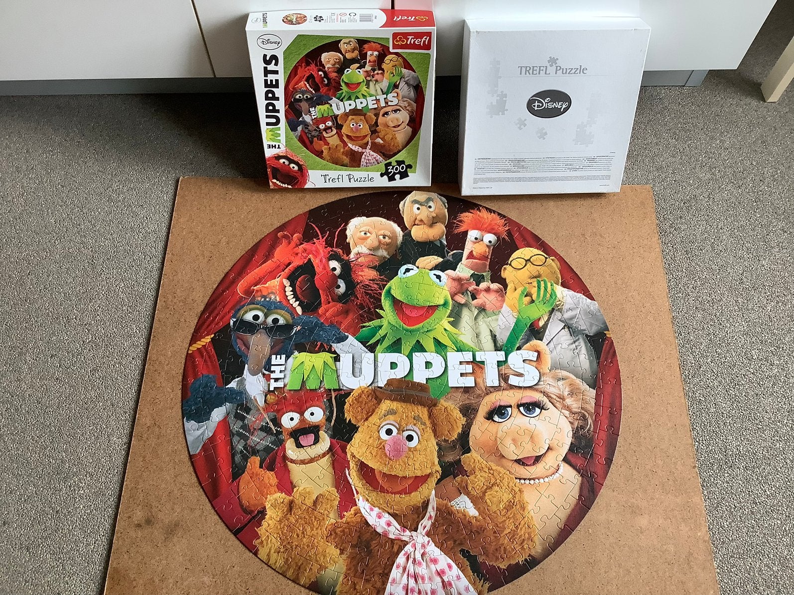 Ronde Puzzel Disney Grappige Muppets Kermit Kikker Piggy 300, Ophalen of Verzenden, Minder dan 500 stukjes, Zo goed als nieuw