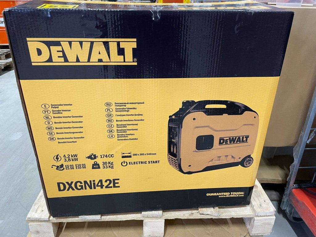 DeWALT DXGNI42E Inverter benzine generator - 4200W - 4 takt, Doe-het-zelf en Verbouw, Gereedschap | Handgereedschap, Niet ingevuld
