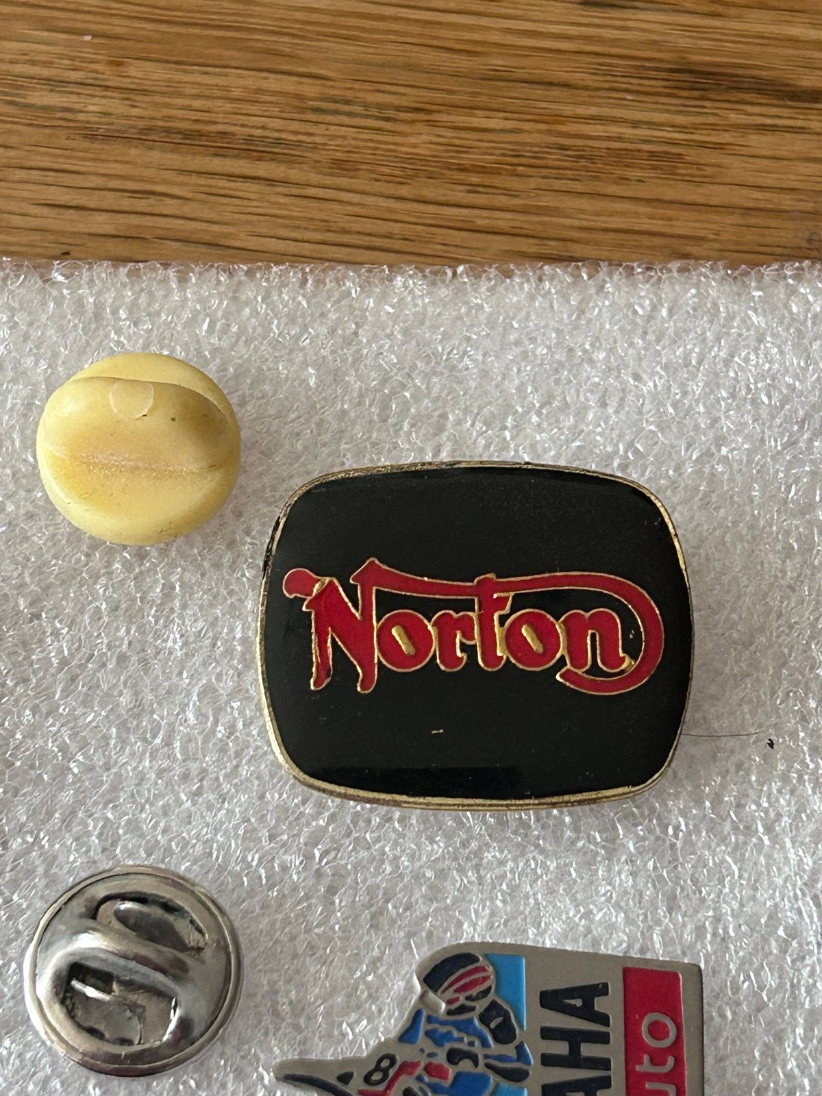Vintage Norton Motorfiets Pin Badge, Verzamelen, Ophalen of Verzenden, Zo goed als nieuw, Transport, Speldje of Pin
