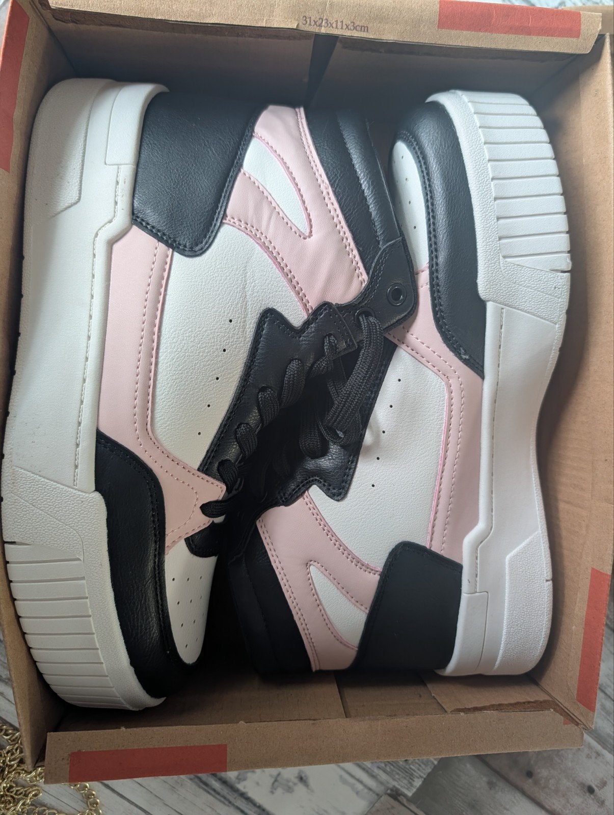 Sneakers Maat 41 - Nieuw, Overige kleuren, Nieuw, Ophalen of Verzenden, Sneakers of Gympen