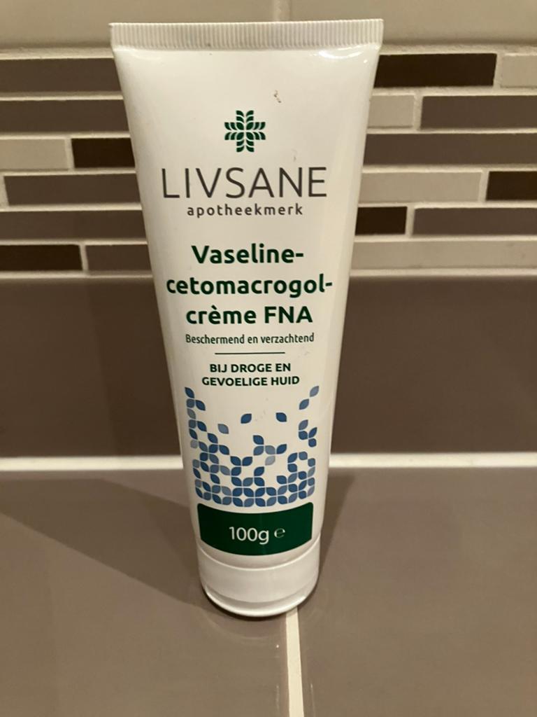 Livsane vaseline Cetomacrogol creme FNA, Ophalen of Verzenden, Nieuw, Gehele gezicht