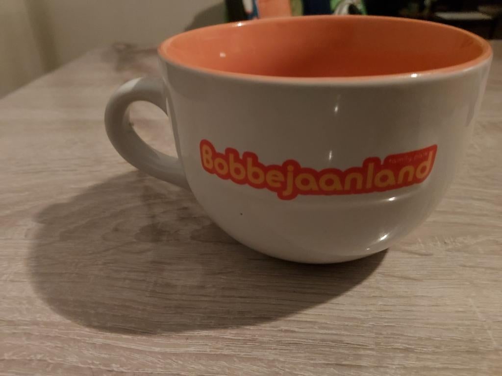 Bobbejaanland mok met Bobbie de cowboy, Ophalen of Verzenden, Overige stijlen, Kop(pen) en/of Schotel(s)