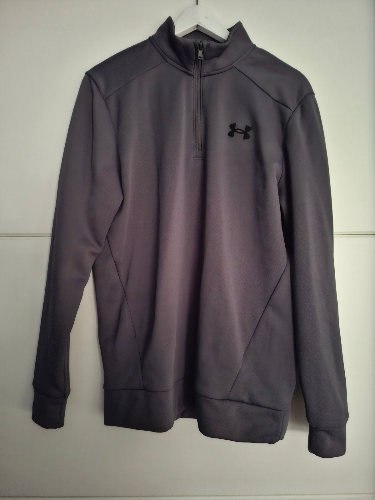 Mooi als nieuw trainingspak van Under Armour maat M, Maat 48/50 (M), Ophalen of Verzenden, Zo goed als nieuw, Grijs