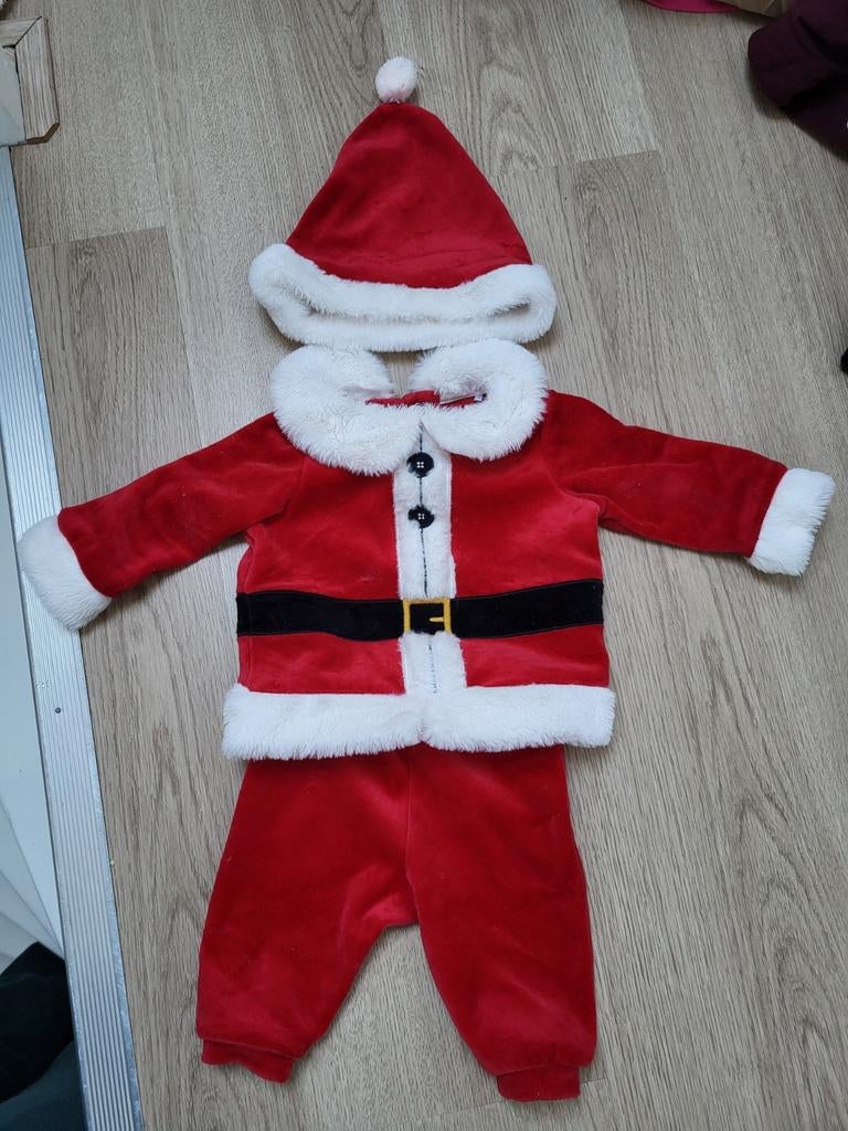 Kerstman pakje baby 2-3 maanden C&A, C&A, Jongetje of Meisje, Ophalen of Verzenden, Zo goed als nieuw