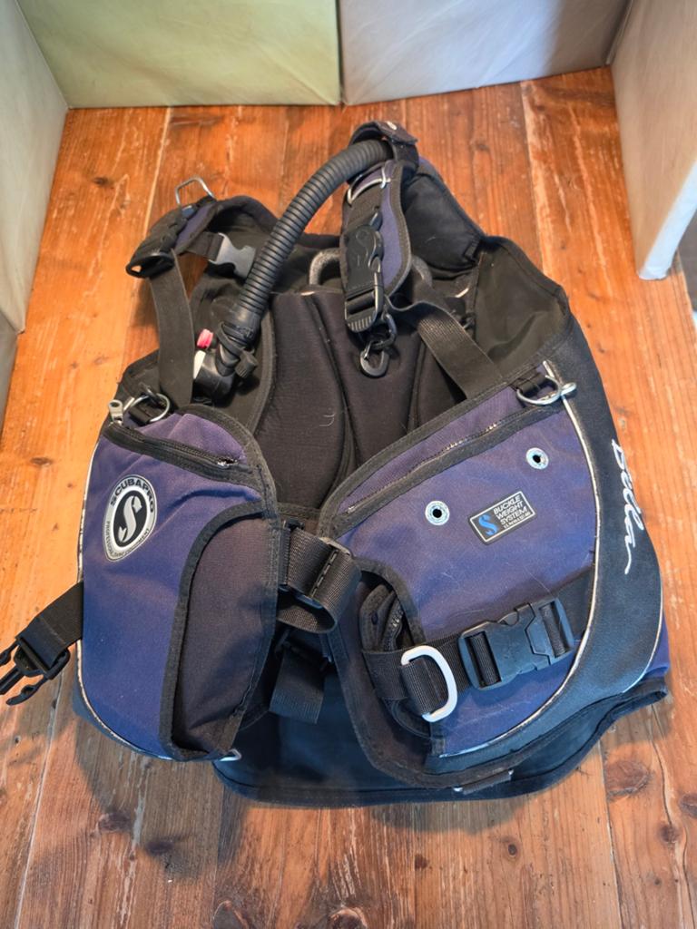 Duik jacket, maat S, Scubapro (mist 1 lood pocket), Watersport en Boten, Duiken, Ophalen of Verzenden