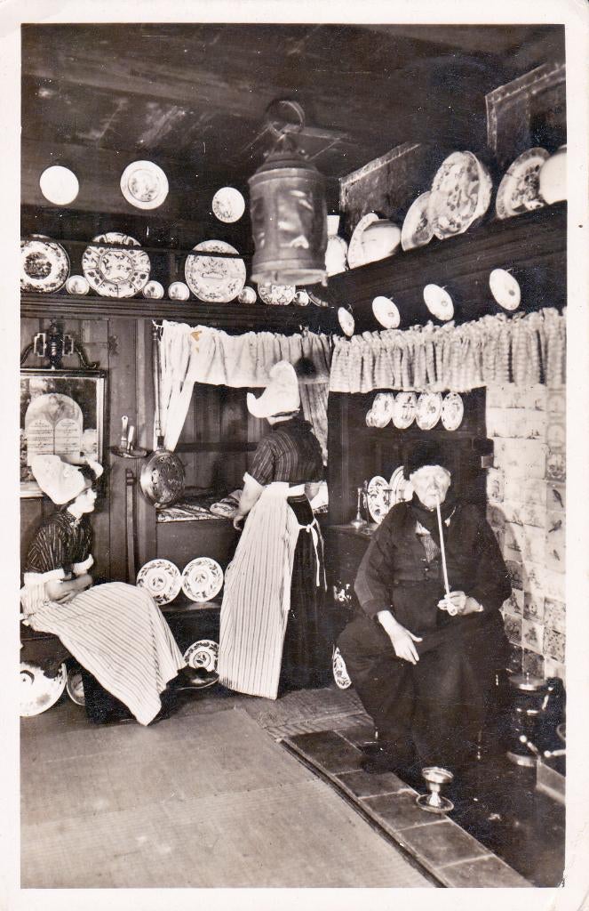 07735 Volendam - Volendams binnenhuisje, Verzenden, 1940 tot 1960, Gelopen, Noord-Holland