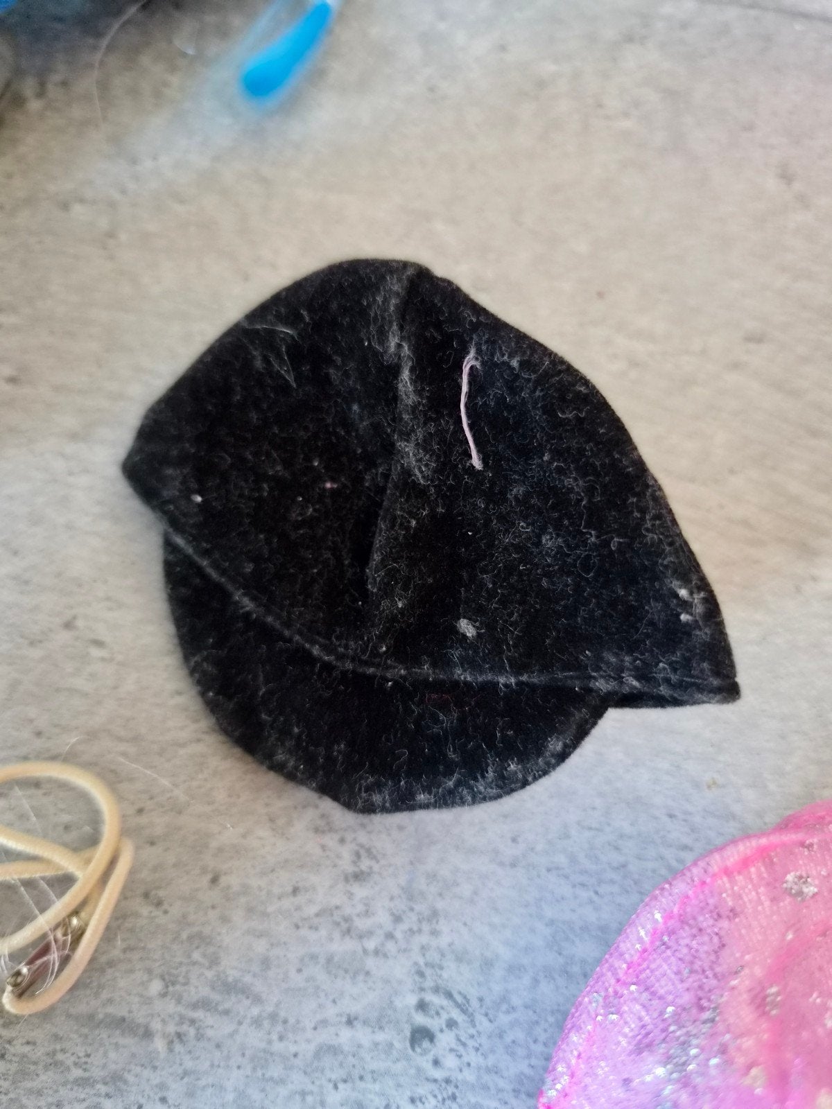 Zwart Barbie hoedje, Ophalen of Verzenden, Gebruikt