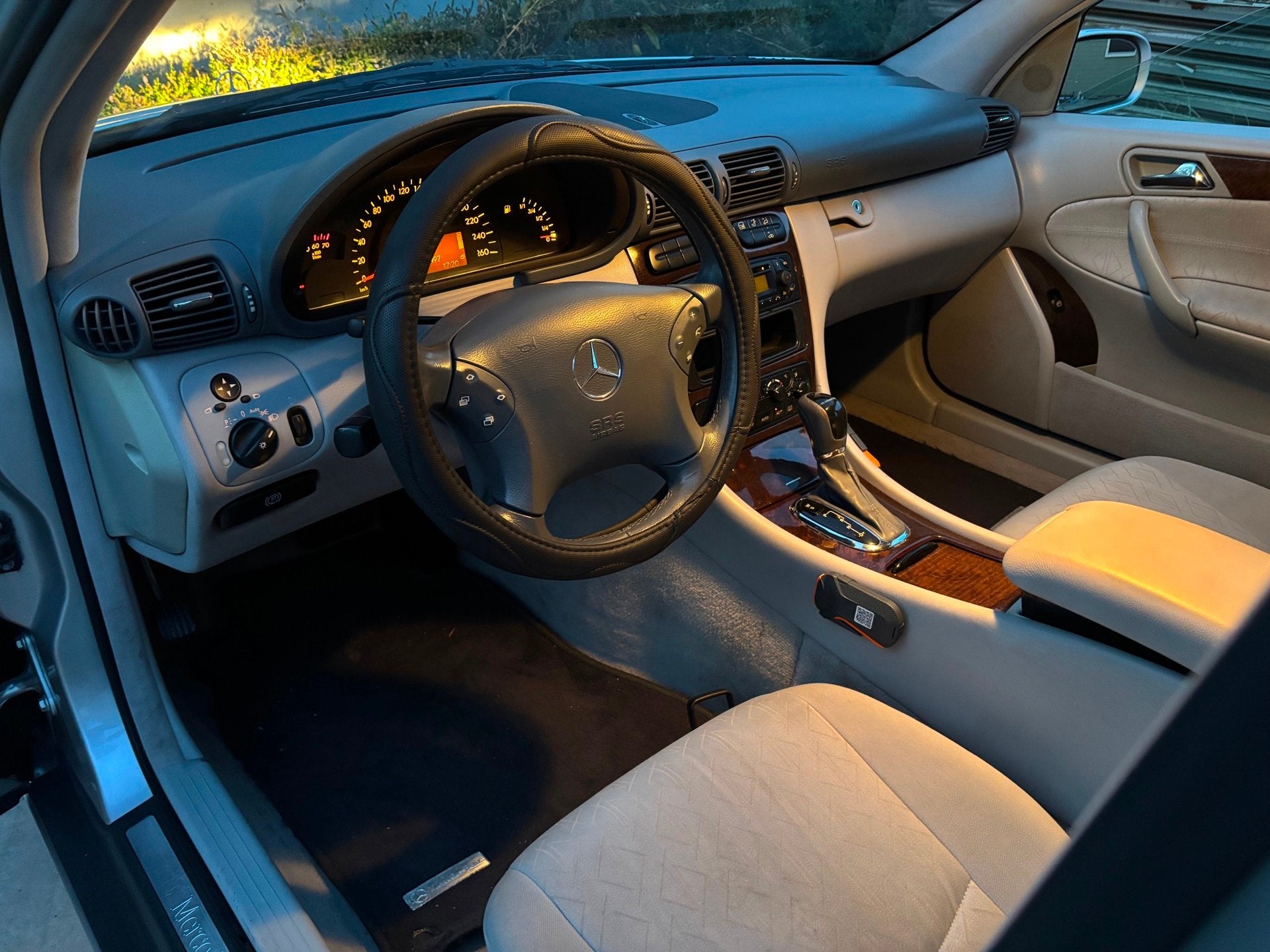 Mercedes-Benz C-klasse 180 Elegance | Nieuwe APK | Automaat, Gebruikt, 4 cilinders, 129 pk, Parkeersensor