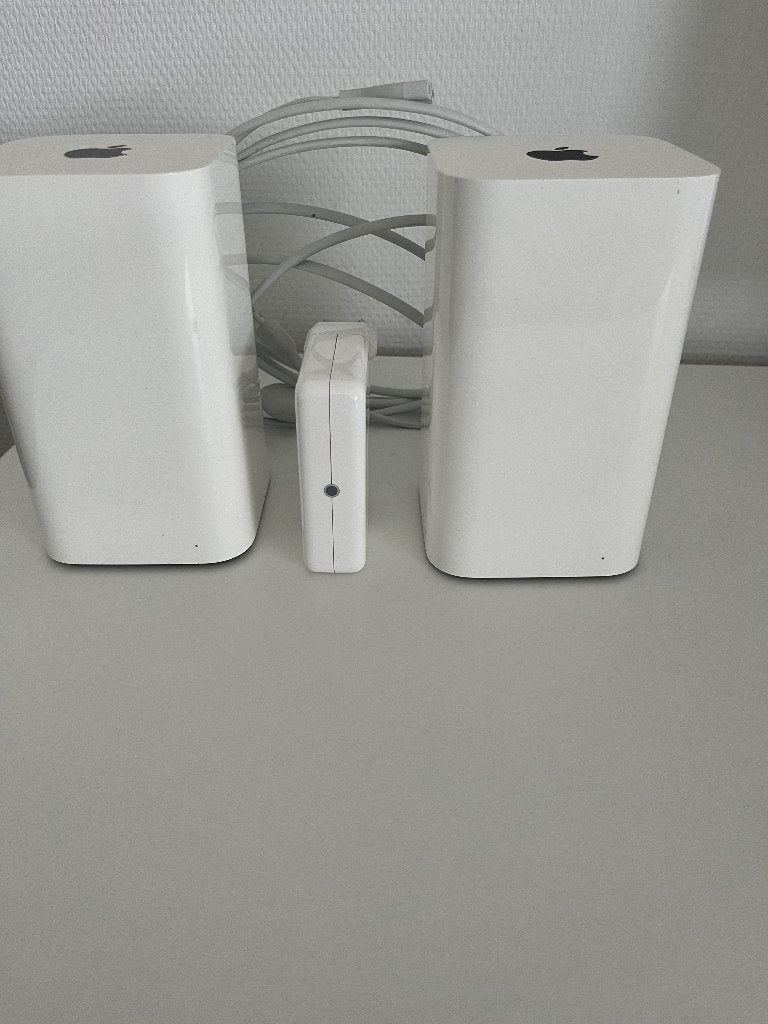 Apple Airport Extreme + AirPort Express, Ophalen of Verzenden, Gebruikt, Router, Apple