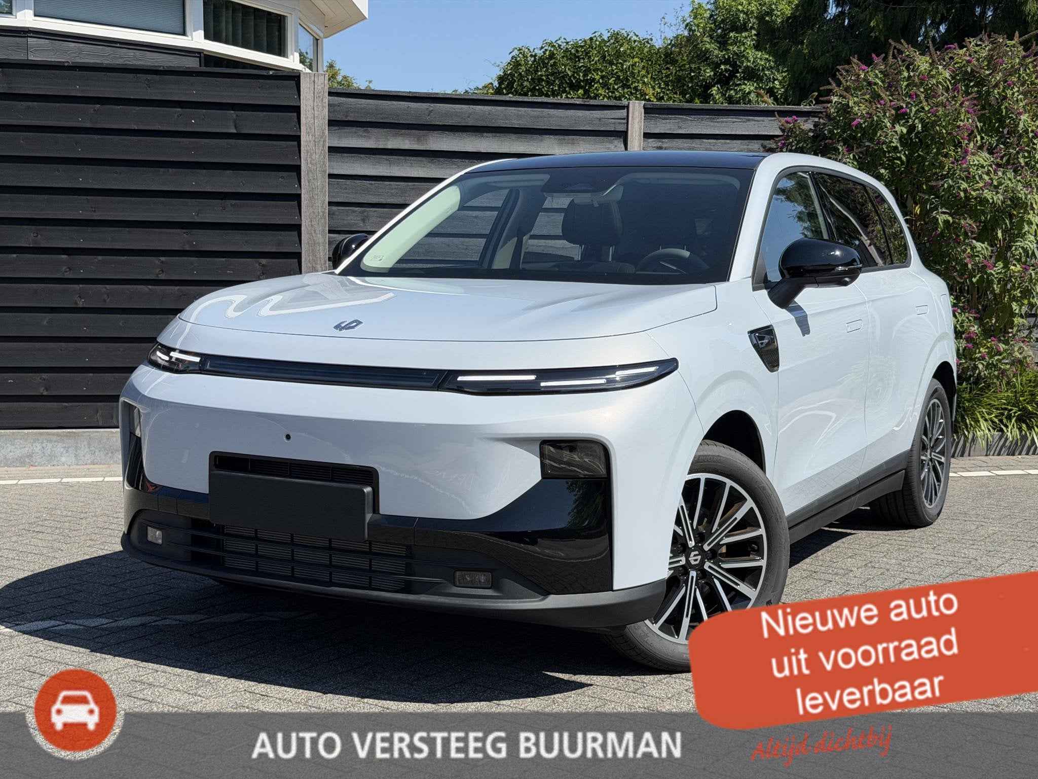 Leapmotor B10 Design Hybrid EV 18.8 kWh 218PK Automaat Navig, Auto's, 12 maanden, Achterwielaandrijving, 4 cilinders, Hybride Elektrisch/Benzine