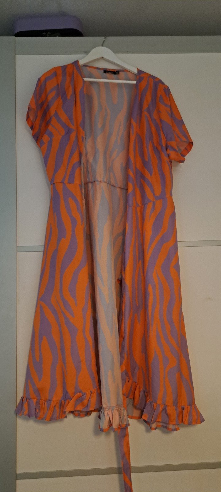 Boohoo wikkeljurk met zebraprint - Oranje/Paars, Boohoo, Maat 46/48 (XL) of groter, Oranje, Ophalen of Verzenden