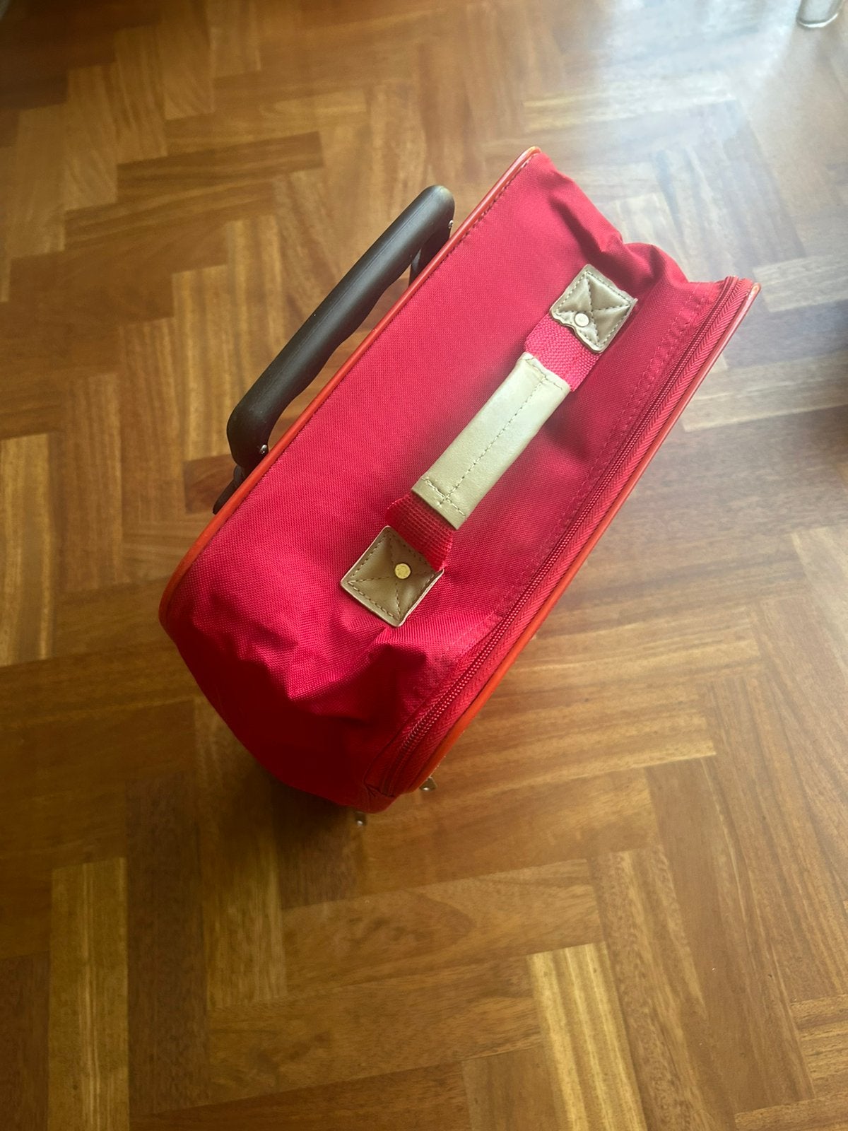 Net Rood koffertje!, Ophalen, Zo goed als nieuw, Hard kunststof, Minder dan 50 cm