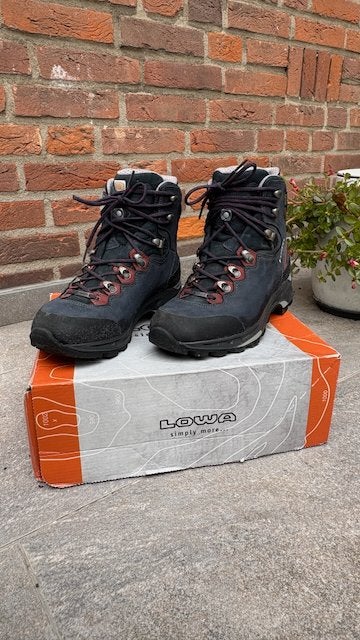 Lowa Mauria GTX Ws Wandel-/Trekkingschoenen, Ophalen of Verzenden, Zo goed als nieuw, Schoenen
