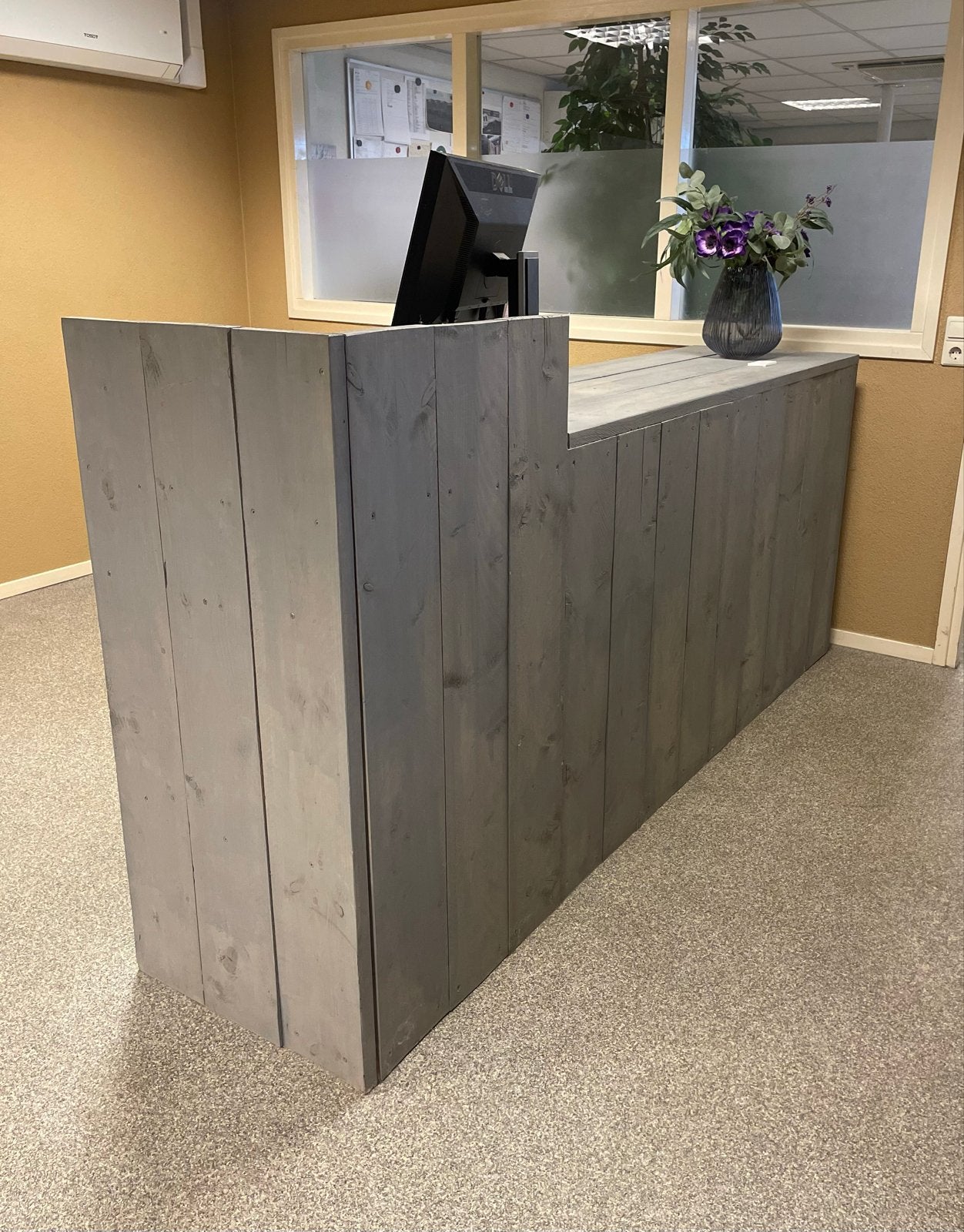 Robuuste houten balie - Grijs geverfd, Huis en Inrichting, Ophalen, Gebruikt, Hout, Grijs