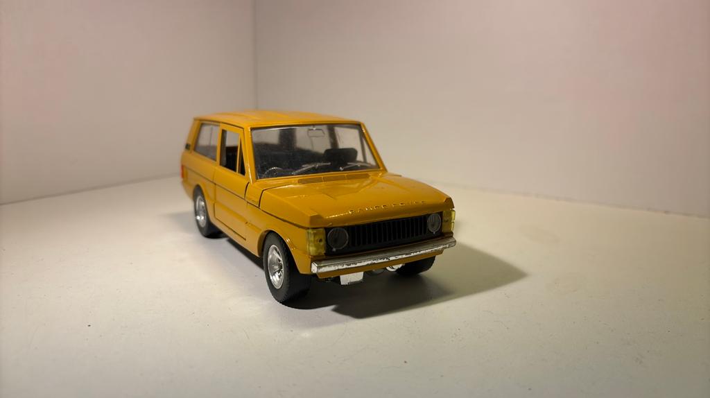 Range rover Bburago 1.24, Ophalen of Verzenden, Bburago, A, A