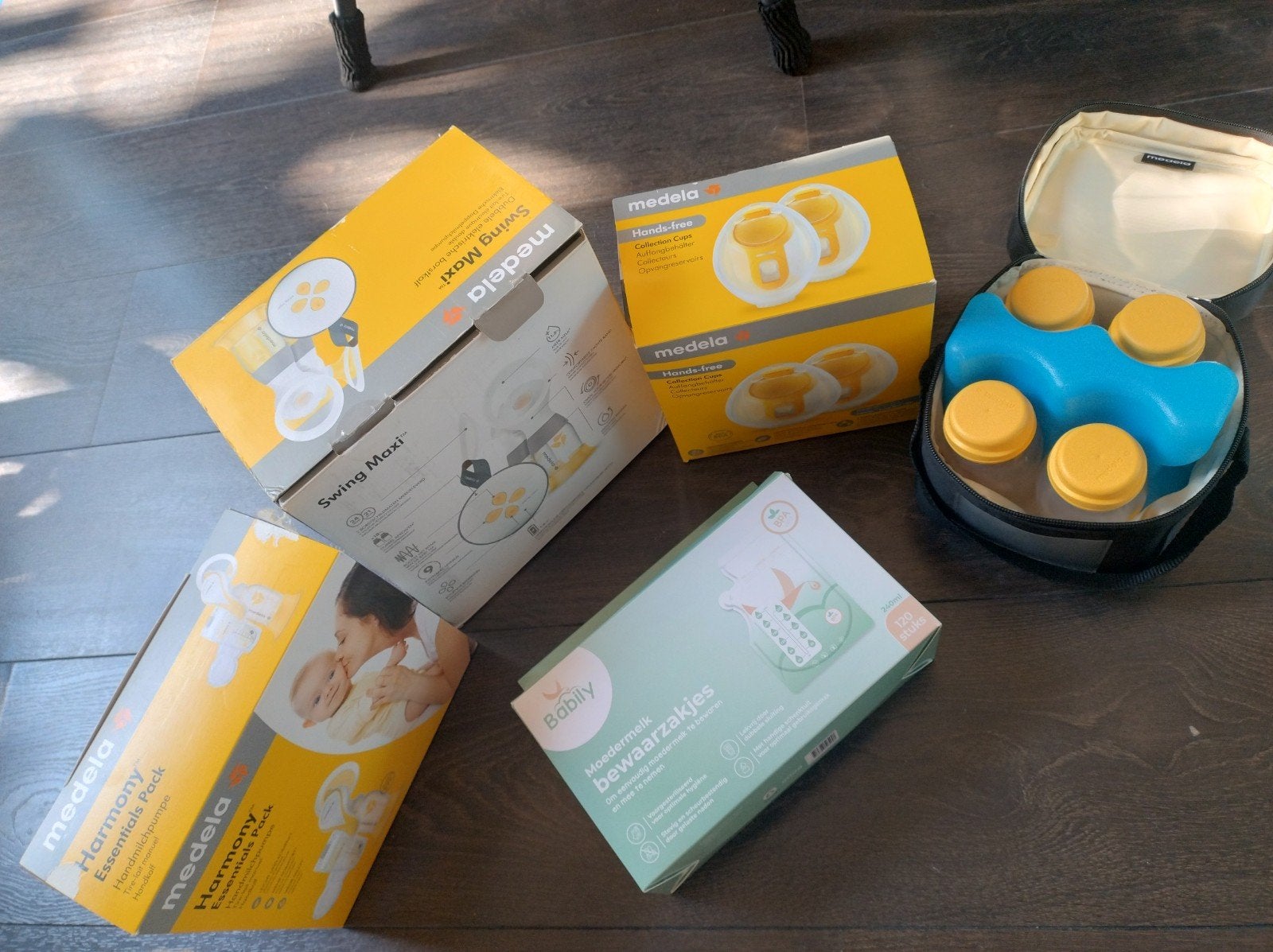 Medela Borstkolf Set: Swing Maxi, Hands-free Cups, Harmony, Ophalen, Medela, Borstkolf, Zo goed als nieuw