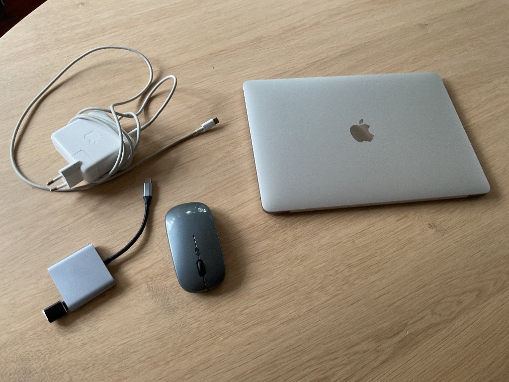 Nette MacBook Pro, Computers en Software, MacBook Pro, Gebruikt, 2 tot 3 Ghz, Qwerty