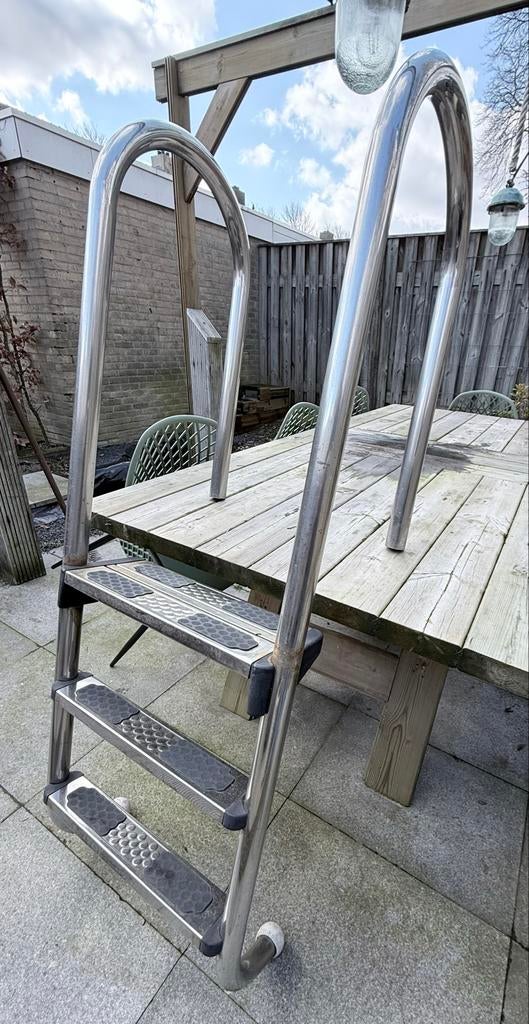 Roestvrijstalen zwembadtrap - Duurzaam en Veilig, Tuin en Terras, Zwembaden, Gebruikt, Minder dan 200 cm, Inbouwzwembad, Minder dan 200 cm