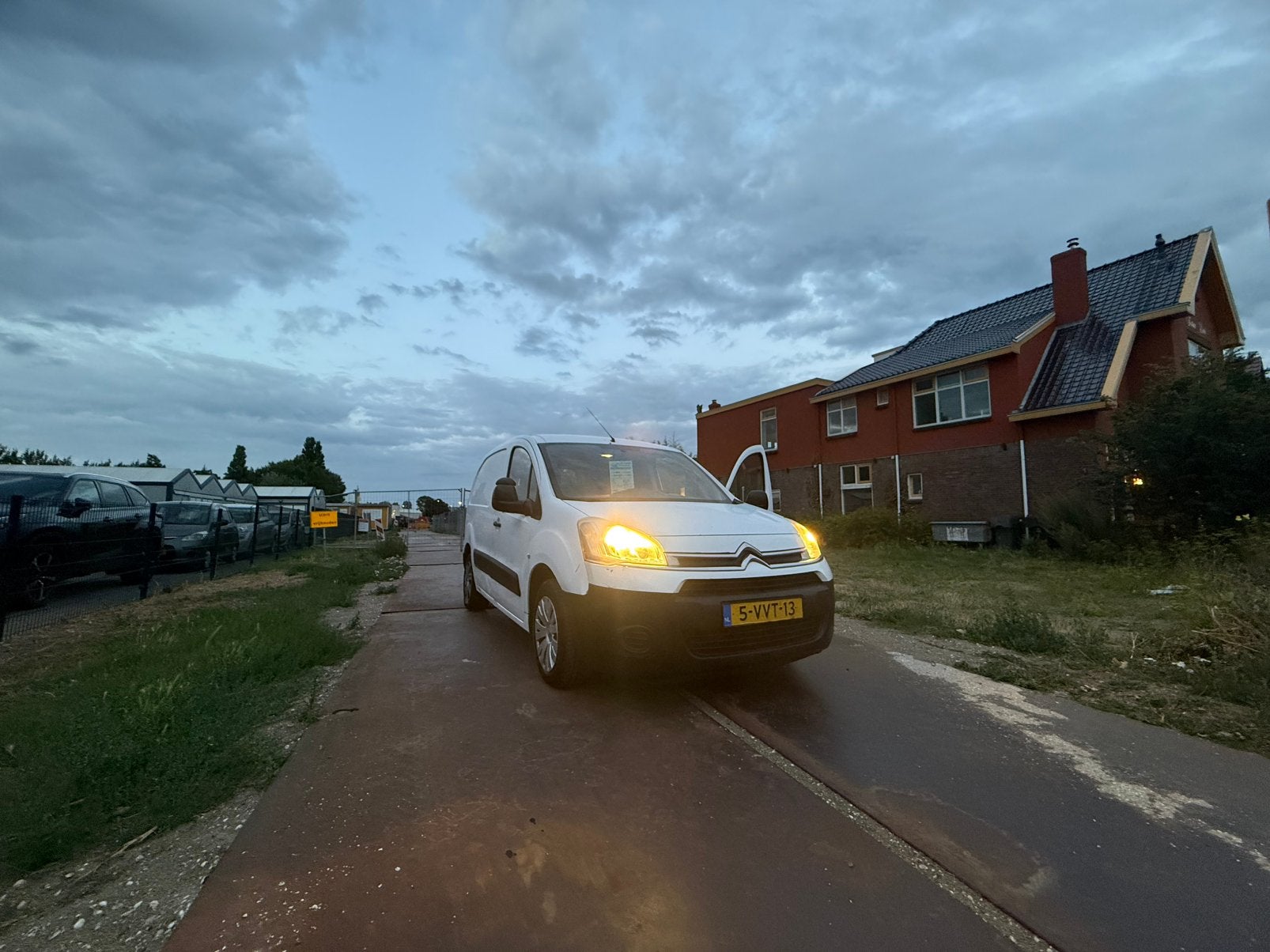 Citroën Berlingo 1.6 HDI 66KW 2012, Euro 5, Stof, Zwart, Citroën