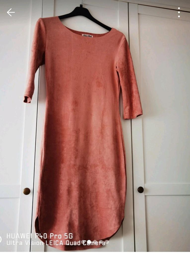 Lulu Love velvet look jurk oudroze maat S, Kleding | Dames, Ophalen of Verzenden, Zo goed als nieuw, Lulu love, Roze