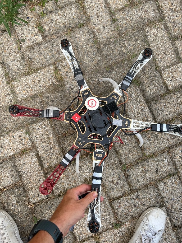 DJI F650 hexacopter (beschadigd), Ophalen, Gebruikt, Benzine, Quadcopter of Multicopter