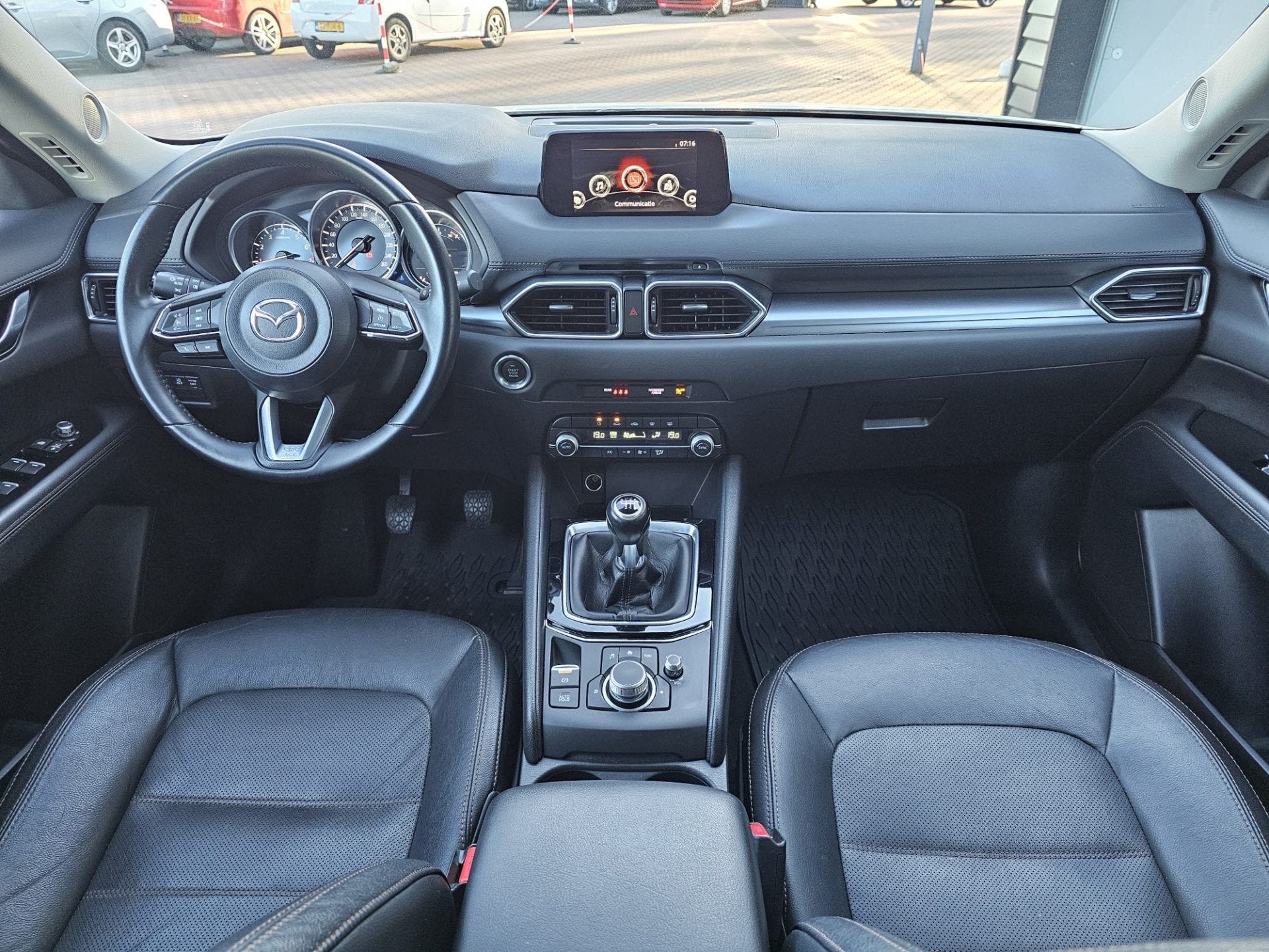 Mazda CX-5 2.0 SkyActiv-G 165 Business Comfort | LED | Navi, Auto's, Voorwielaandrijving, 1998 cc, Automatische klimaatregeling