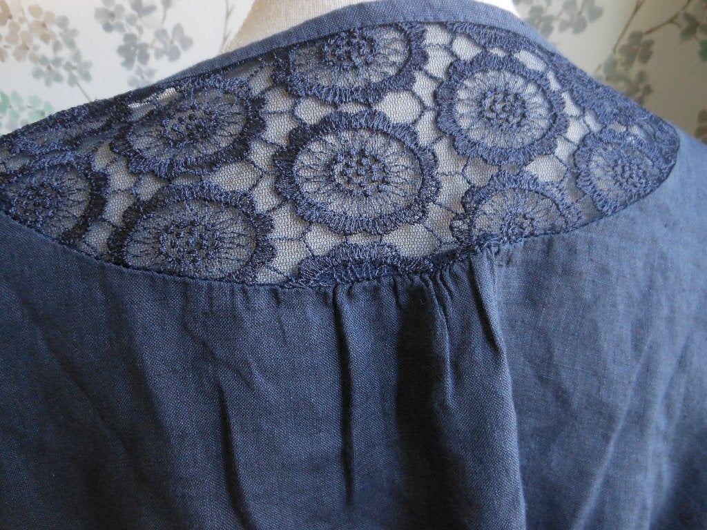 100% linnen blouse, Kleding | Dames, Ophalen of Verzenden, Zo goed als nieuw, Blauw, Blouse of Tuniek
