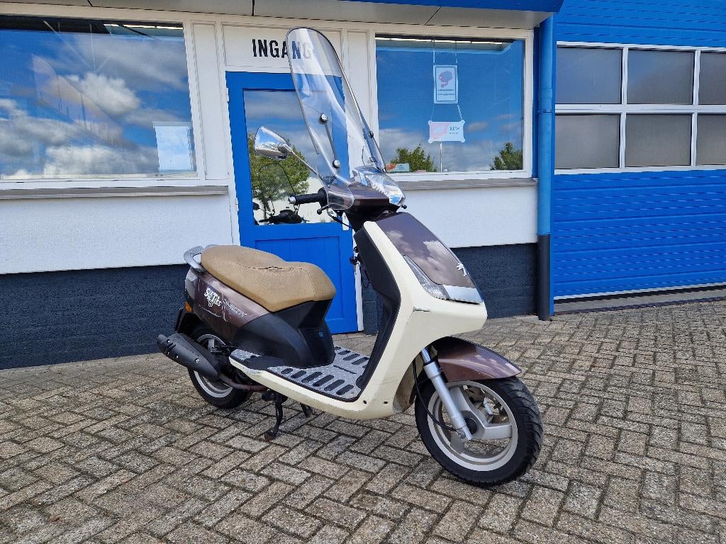 Peugeot new viva city , voor handel export of opknappen SNOR, Ophalen, Gebruikt, Benzine, Peugeot