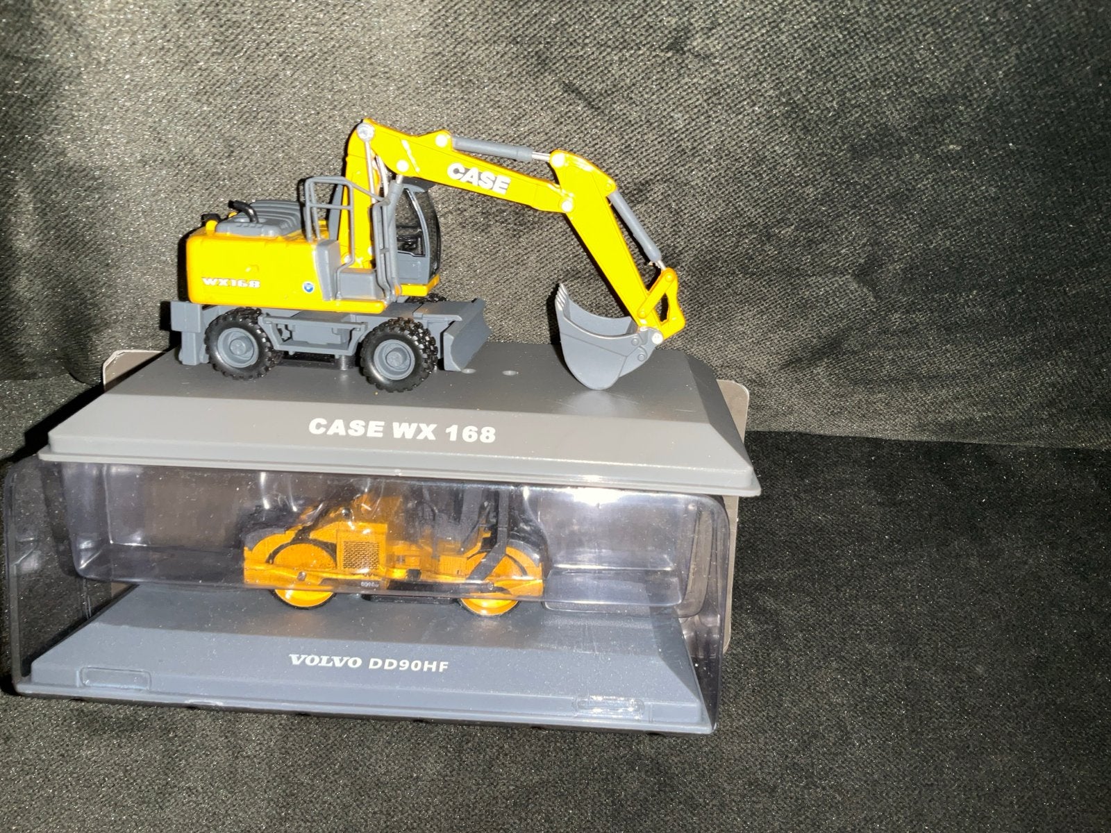 Schaalmodellen 1/72: Volvo DD90HF Wals & Case WX 168 Graafma, Hobby en Vrije tijd, Ophalen of Verzenden, Nieuw, Overige typen