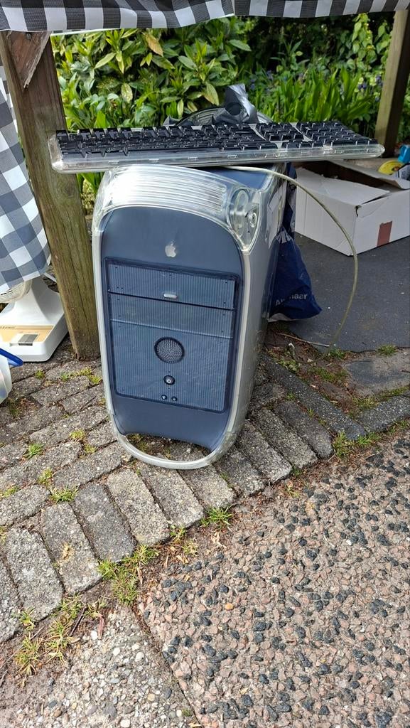 Vintage Apple Power Mac G4 (Quicksilver) met toetsenbord, Computers en Software, Apple Desktops, Ophalen, Gebruikt, Minder dan 4 GB