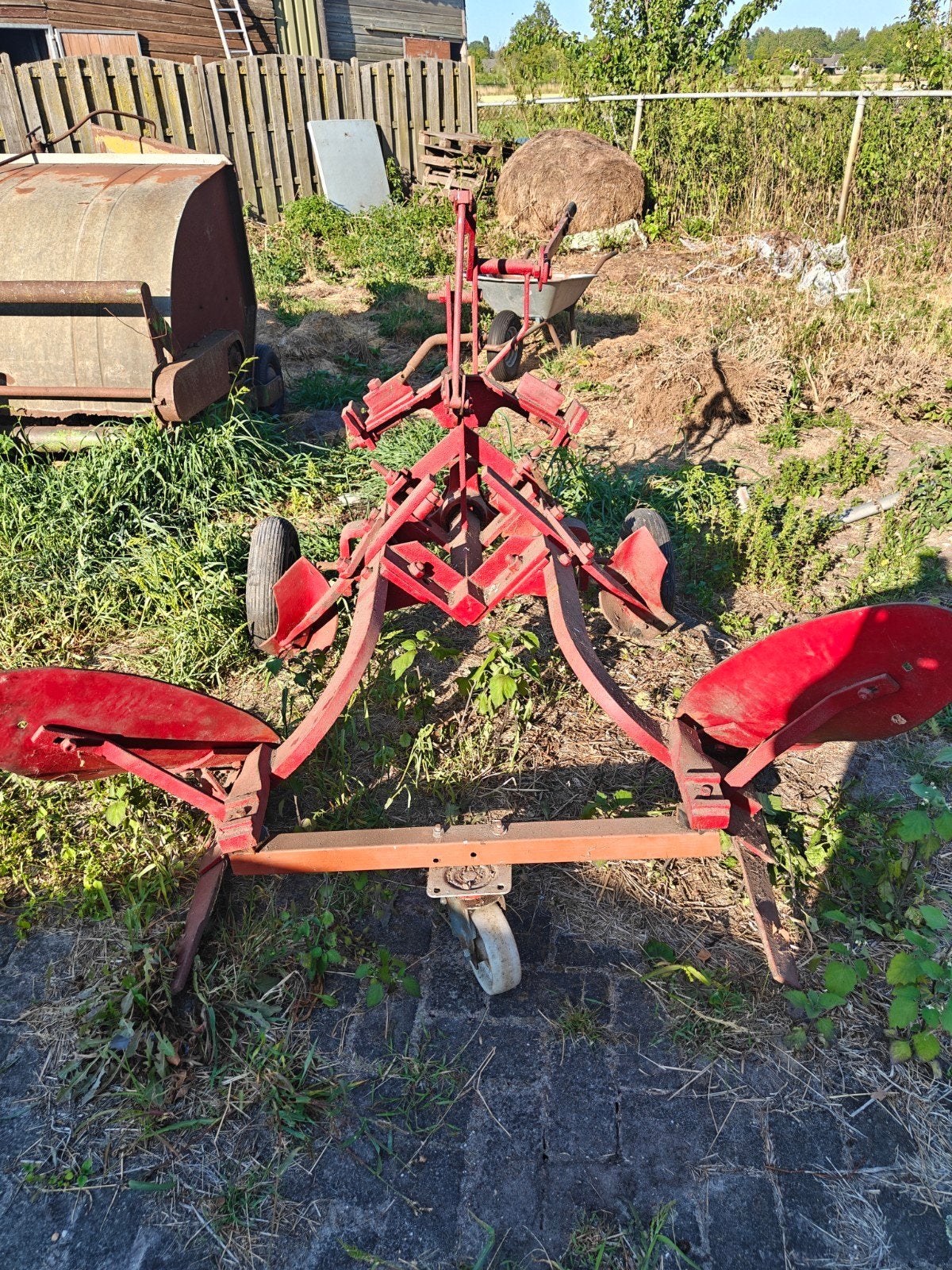 Grondbewerkingsmachine  ploeg, Ophalen, Akkerbouw, Grondbewerking