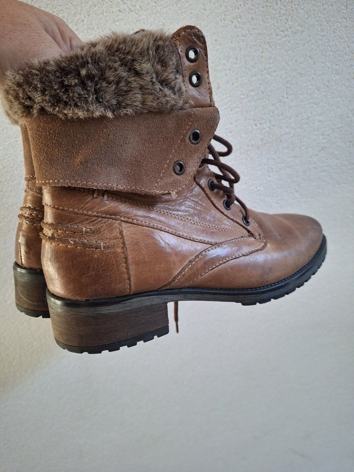 Leder schoen - Laarsje / schoen  39  veter bruin gevoerd, Bruin, Lage of Enkellaarzen, Ophalen of Verzenden, Zo goed als nieuw