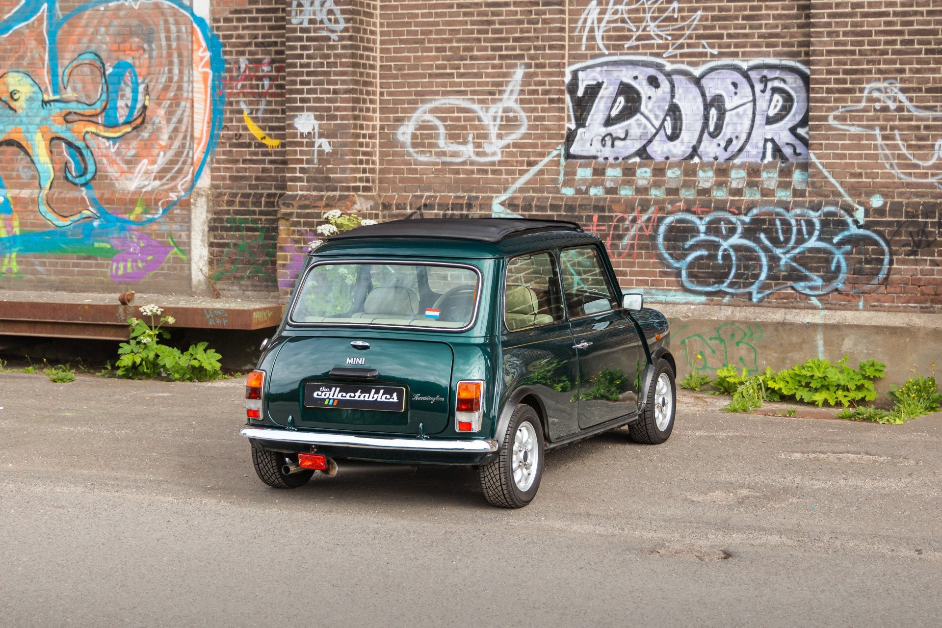 Rover Mini 1.3 Kensington Volledig Gerestaureerd (bj 1996), Auto's, Oldtimers, Voorwielaandrijving, Beige, 4 stoelen, Handgeschakeld