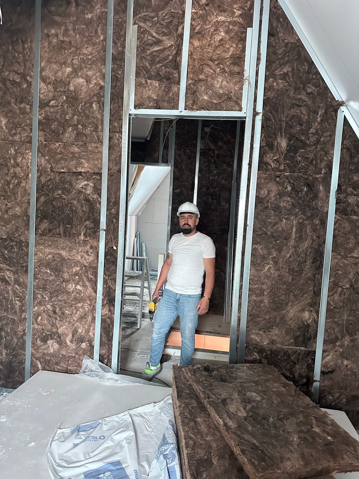 Systeem plafond gipsplaten - Isolatie en afwerking