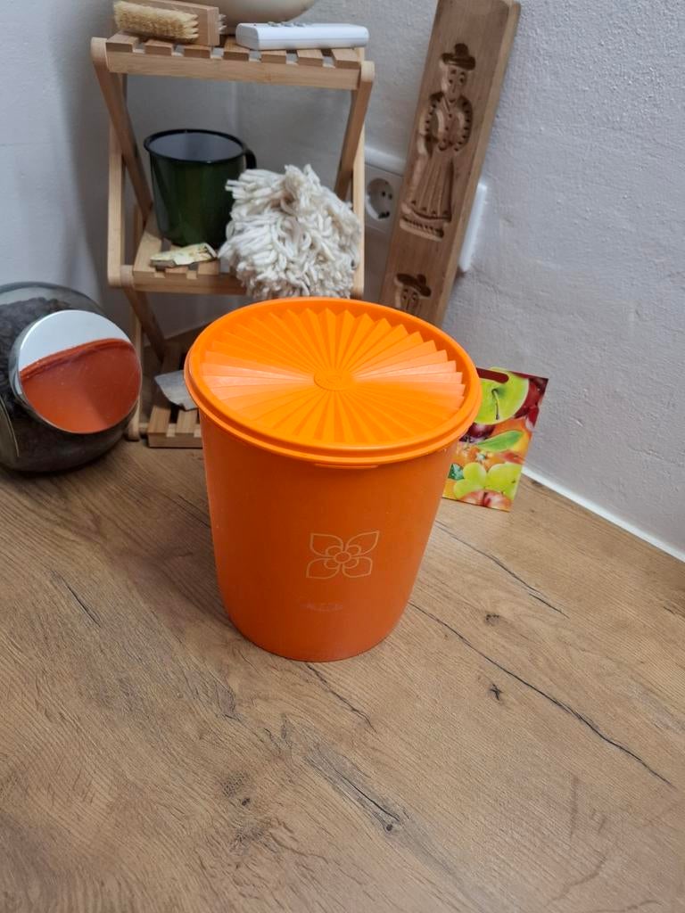 Retro Tupperware duimdruk voorraad bus, Ophalen, Gebruikt