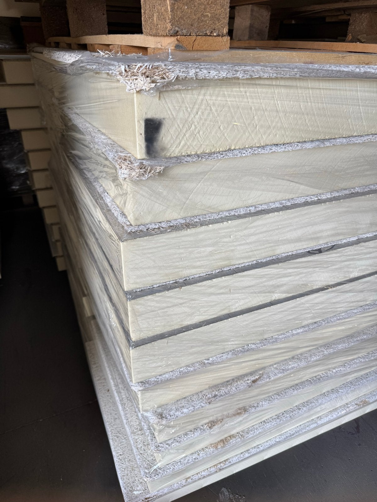 Akoestisch kombipaneel PIR 90mm met houtwolcement 15mm, Ophalen, Gebruikt, Hardschuim (Pir), 15 m² of meer