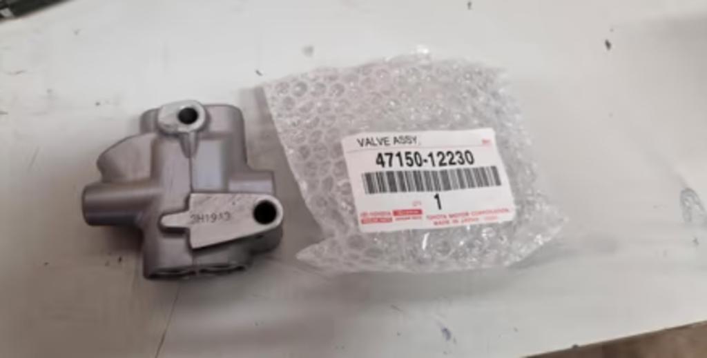 Remdrukverdeler Toyota Starlet P8 P9 (1990-1999), Ophalen of Verzenden, Nieuw, Toyota
