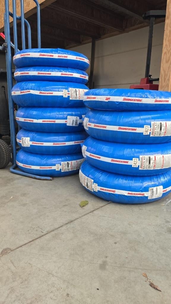 circuitbanden Bridgestone Battlax Slicks V02 120/70 €180, Ophalen of Verzenden, Nieuw