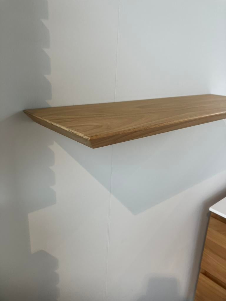 Zwevende planken. Met ankers, Ophalen, Zo goed als nieuw