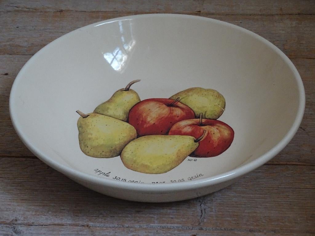 3x Schaal, Jet (by Ter Steege), APPELS EN PEREN, als nieuw, Ophalen of Verzenden, Overige stijlen, Aardewerk, Schaal of Schalen