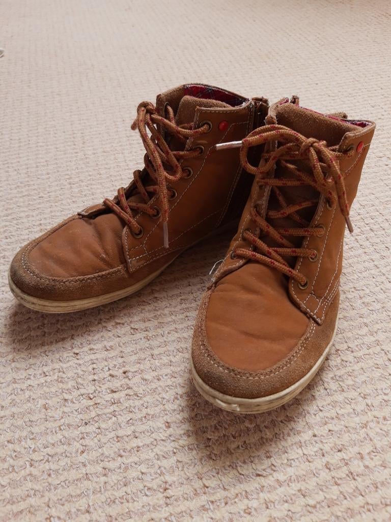 Echt leren Beegle jongensschoenen - mt. 35, Gebruikt, Schoenen, Ophalen of Verzenden, Jongen