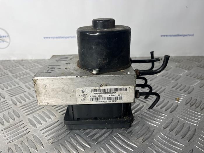ABS Pomp van een Mercedes ML-Klasse, Gebruikt, -, -, 3 maanden garantie