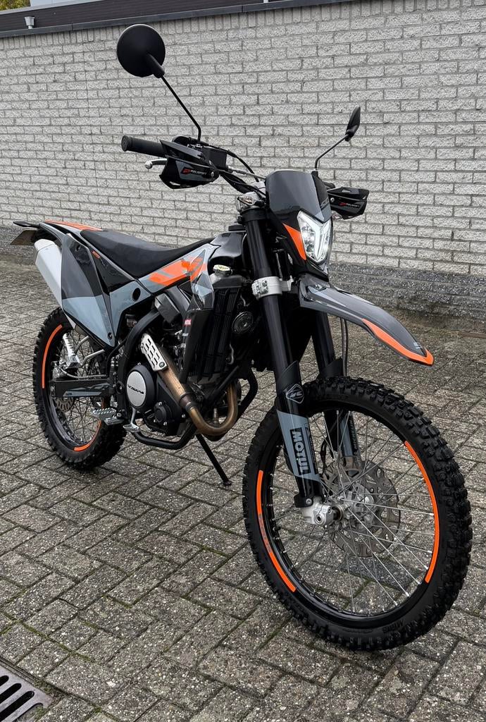 Sherco 125cc A1 2024 eerste eigenaar, 6 versnellingen, Zo goed als nieuw, Beta, 125 cc