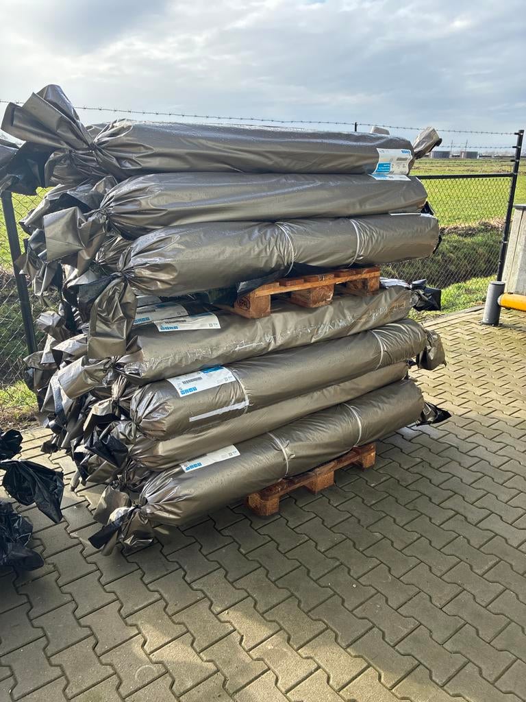 Geperforeerde Folie 12mx100m- 30 Rollen, Ophalen, Nieuw, Beton, Klinkers