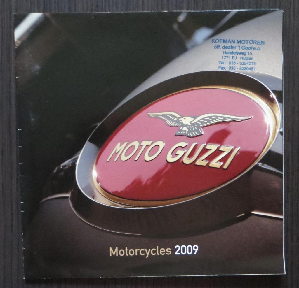 Folder/poster Moto Guzzi Motorcycles 2009, Motoren, Handleidingen en Instructieboekjes, Moto Guzzi, Verzenden