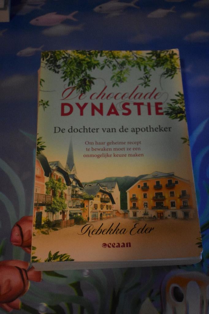 2 boeken van Rebekka Eder/de chocoladedynastie, € 6,00 p/s, Ophalen of Verzenden, Zo goed als nieuw, Rebekka Eder
