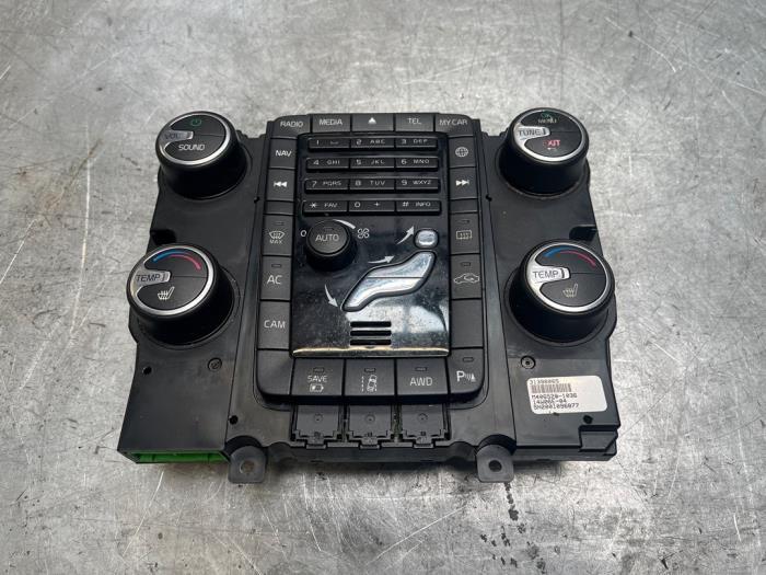 Regelunit Multi Media van een Volvo V60, Gebruikt, -, -, Ophalen of Verzenden