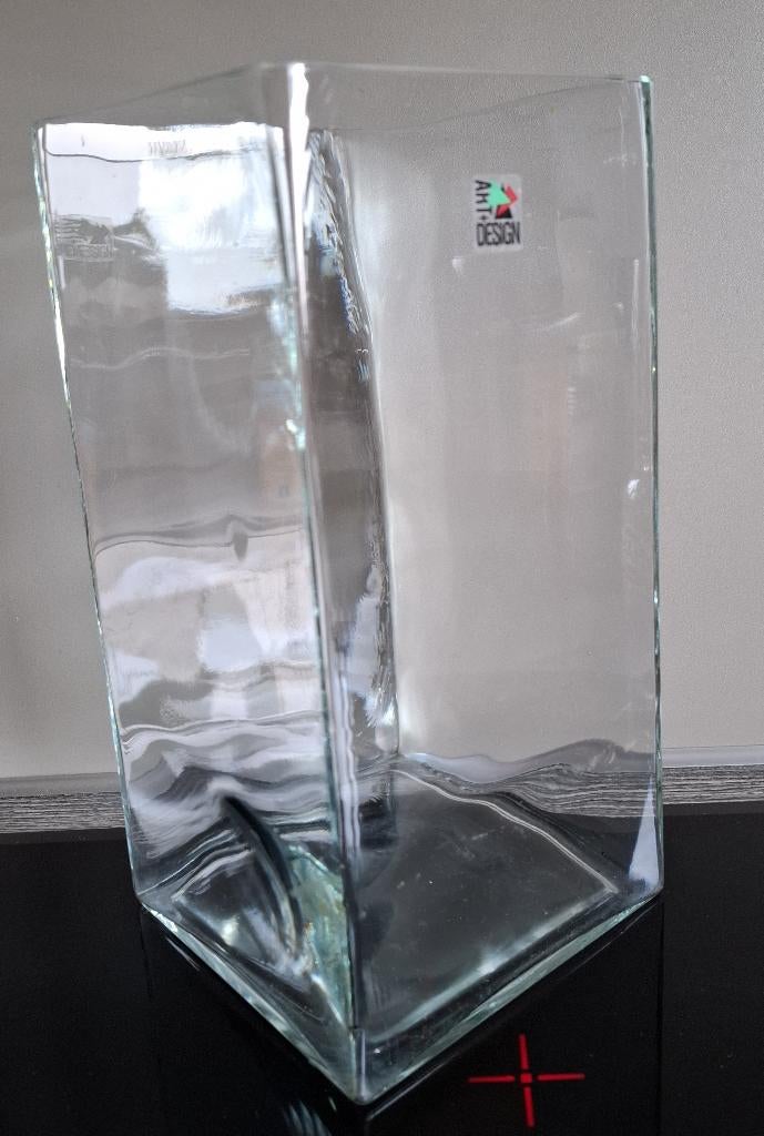 Accubak vaas 28 cm hoog - Art design., Ophalen, Overige kleuren, Minder dan 50 cm, Glas