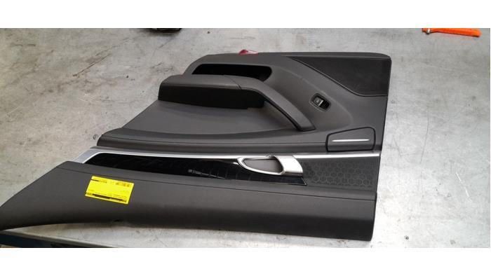 Portierbekleding 4Deurs rechts-achter van een Porsche Paname, Gebruikt, -, -, Porsche