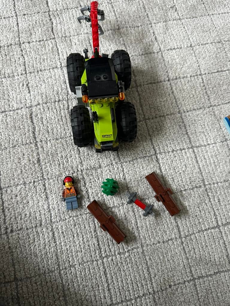 Lego city 60181 mist alleen de kettingzaag, Ophalen of Verzenden, Zo goed als nieuw